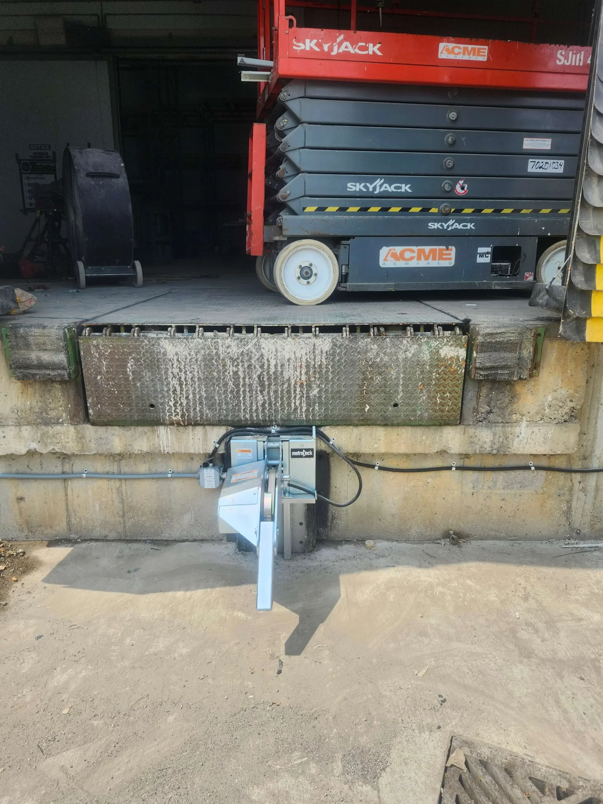 Dock leveller electrical repair
